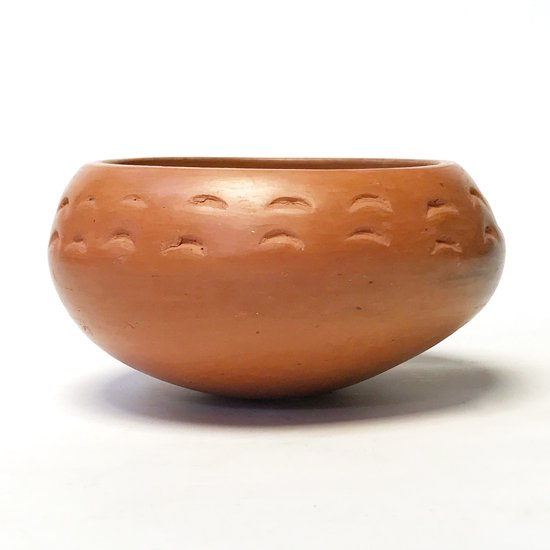 ヴィンテージアイテム：ネイティブアメリカンの陶器のボウル