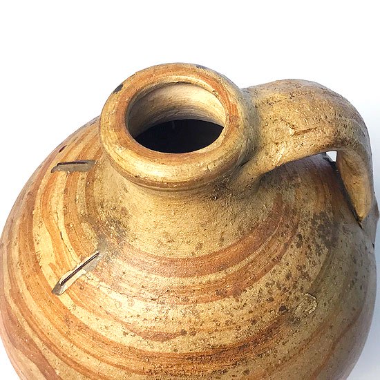 ヨーロッパの陶器 : 片手持ち手ペイント入りベース 