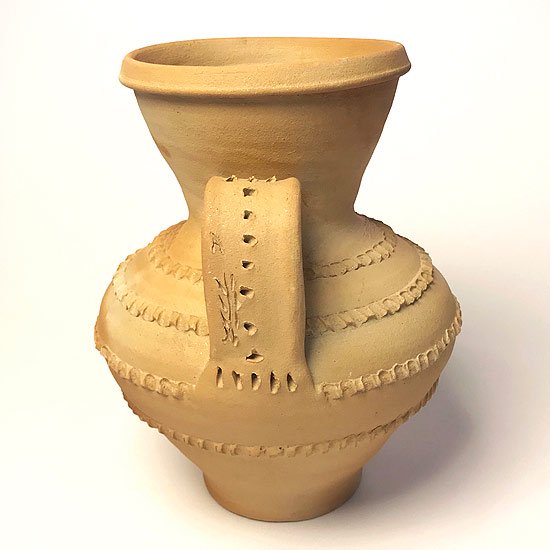  ヨーロッパの陶器 : 素焼きのアンフォラ 
