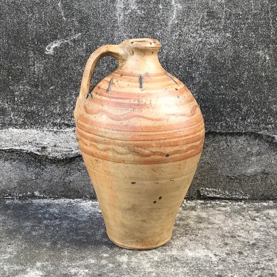  ヨーロッパの陶器 : 片手持ち手ペイント入りベース 