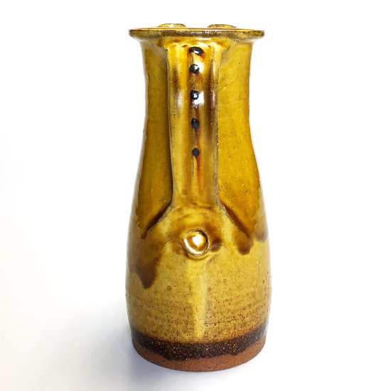  陶芸家 舩木研兒 によるピッチャー型の作品