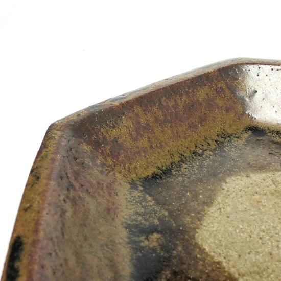 Vintage Japanese Folk Art: 鐡釉六角皿 / 舩木研兒 - Swimsuit