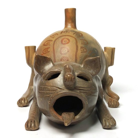 メキシコのアーティスト Heron Martinez の比較的初期の作品。とても大きな陶器のオブジェ 
