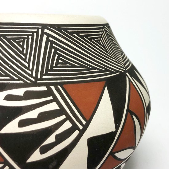 Vintage Folk Art: Acoma Pottery Vase - Swimsuit Department Shop Online