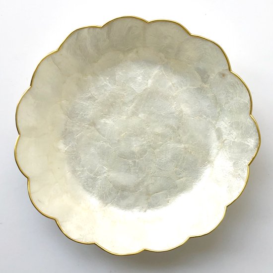 Vintage Folk Art: Shell Tray