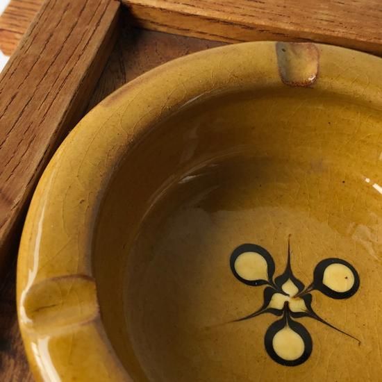 Vintage Japanese Folk Art: 木枠灰皿 / 湯町窯