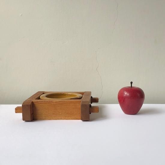 Vintage Japanese Folk Art: 木枠灰皿 / 湯町窯