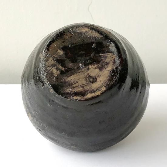 Vintage Japanese Folk Art: 黒釉花器 / 小鹿田焼