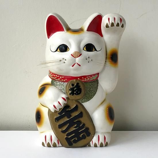 Vintage Japanese Folk Art: 招き猫