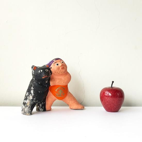 哥窯金糸鉄線神獣熊尊  置物  工芸品  美術品 浮彫 四神獣 獅子蓋方香炉 三体炉 装飾品 現代工芸品美術品 置物