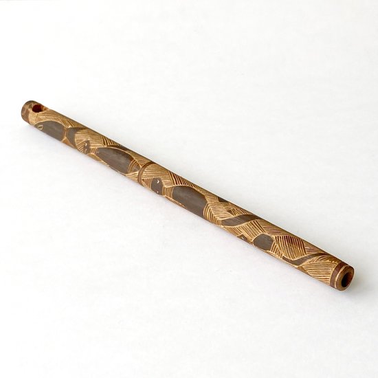  南米の先住民族のものと思われる木彫りの笛 