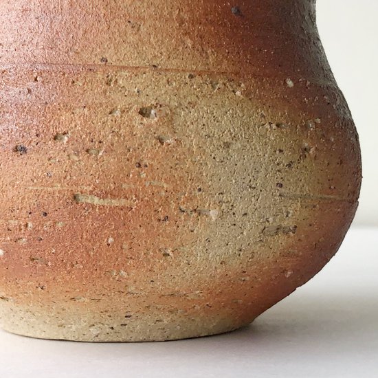  ジョン・リーチ(1939-2021) による工房「Muchelney Pottery」の蓋壺の古作 