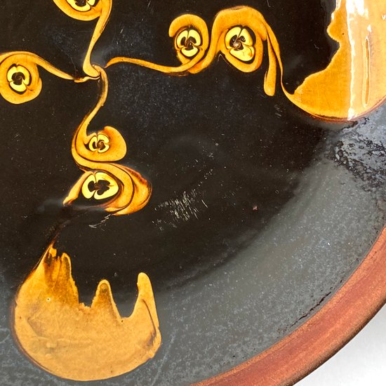  島根県の焼物 布志名焼 の古いスリップウェアの大鉢 