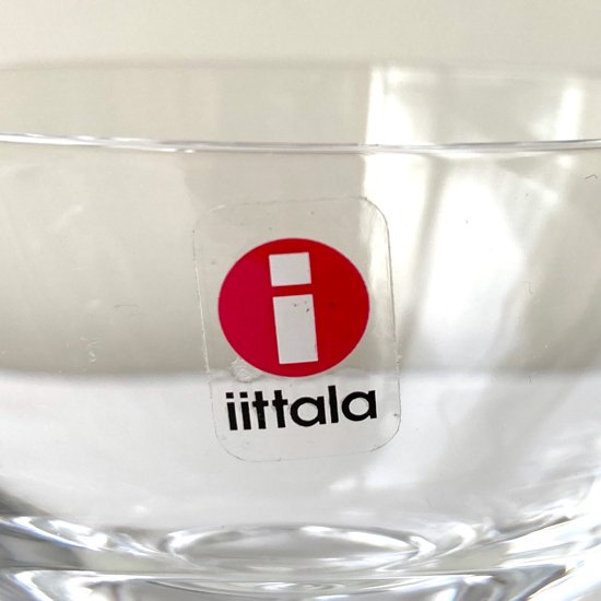 1950年代にTapio Wirkkala が iittala のためにデザインをしたグラスシリーズ「Tapio」のシェリー酒用のグラス