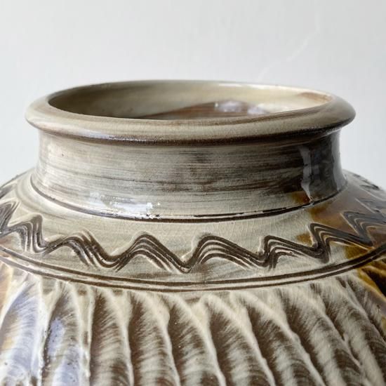 民藝 美しいお色と刷毛目模様が芸術的な小鹿田焼