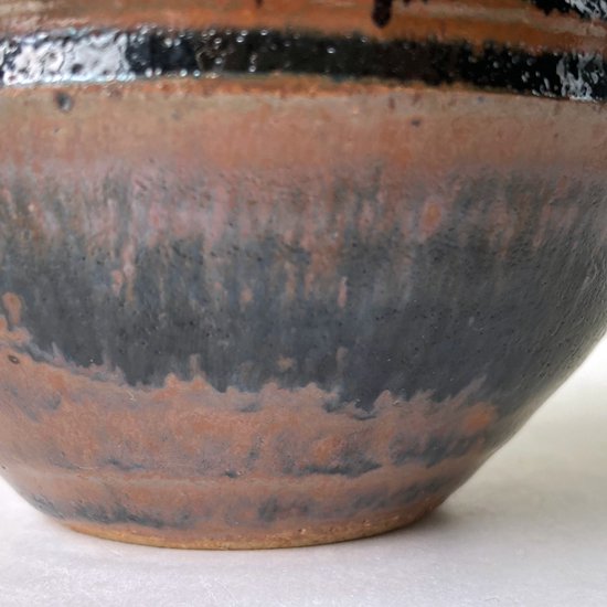 島根県出雲の出西窯による古い茶碗