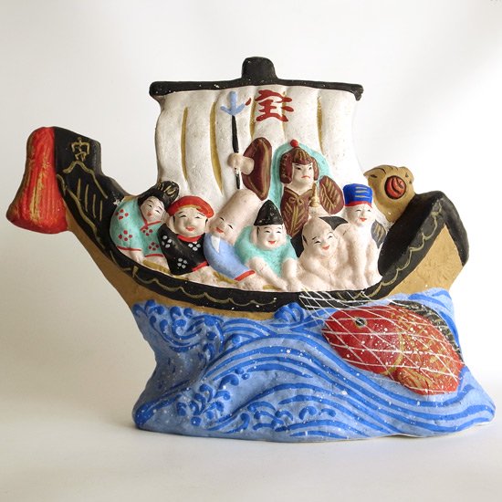 古い富山土人形、七福神の乗った宝船 