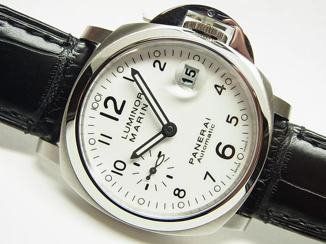 パネライ ルミノール・マリーナ 40mm ホワイト PAM00049 正規品 - 腕時計専門店THE-TICKEN(ティッケン) オンラインショップ