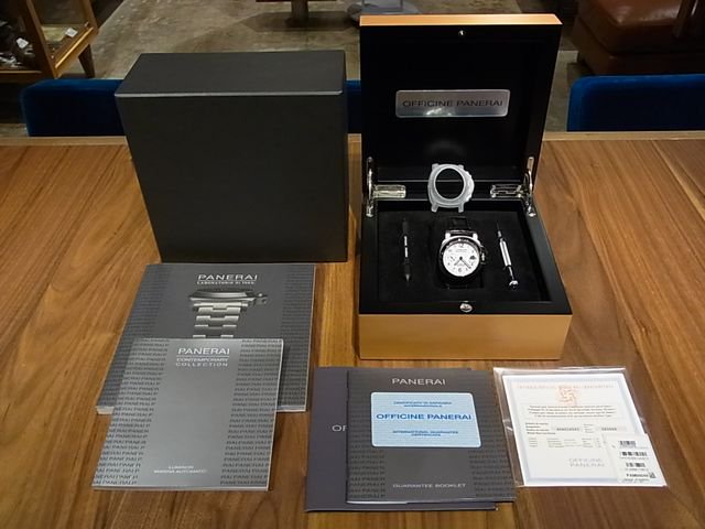 パネライ ルミノール・マリーナ 40mm ホワイト PAM00049 正規品 - 腕時計専門店THE-TICKEN(ティッケン) オンラインショップ