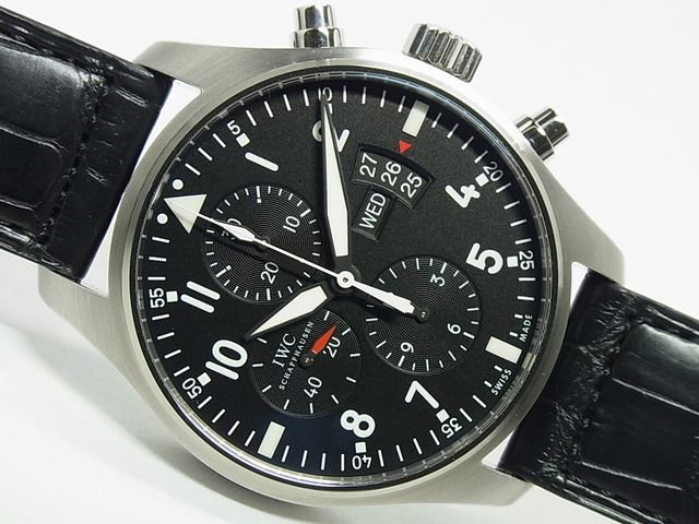 IWC パイロットウォッチ・クロノ ブラック 革 IW377701 - 腕時計専門店THE-TICKEN(ティッケン) オンラインショップ