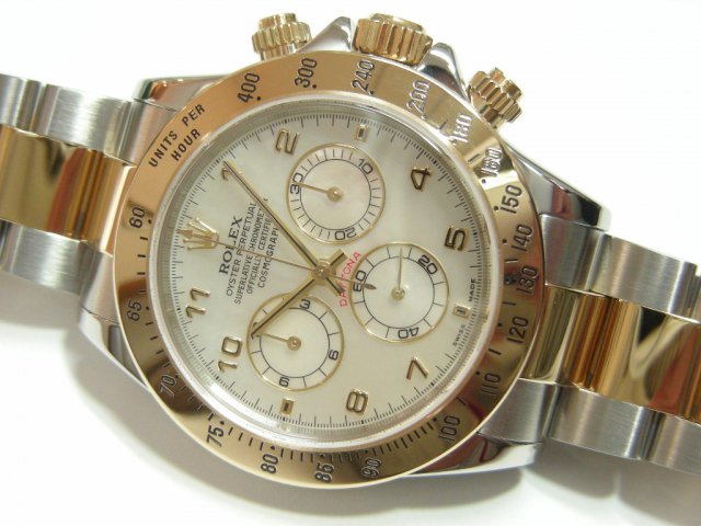 ロレックス デイトナ・コンビ 116523 ホワイト・シェル P番 - 腕時計