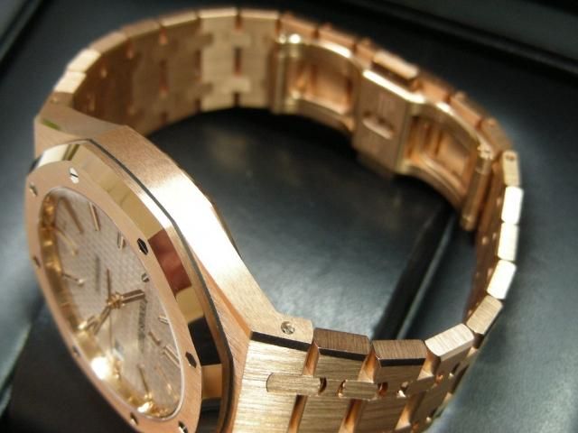 オーデマピゲ　ノベルティ　ロイヤルオーク　ブレスレット ロイヤル オーク ブレスレット - Audemars Piguet Chronicles