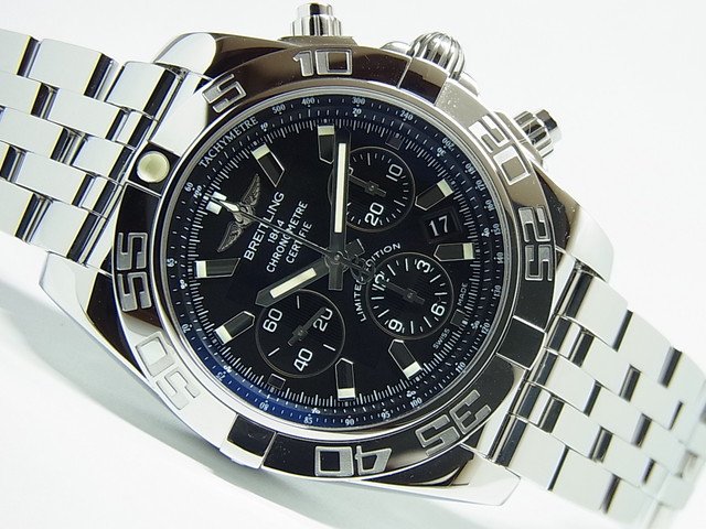 ブライトリング クロノマット44 ブラック ブラック 日本限定400本 - 腕時計専門店THE-TICKEN(ティッケン) オンラインショップ