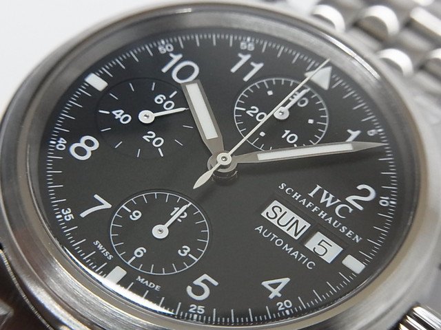 IWC フリーガー・クロノグラフ ブレス仕様 生産終了モデル - 腕時計 