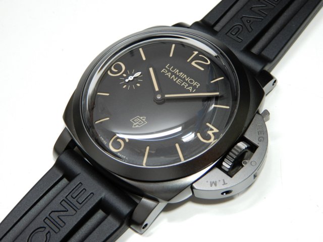 パネライ ルミノール1950 3デイズ 47mm チタニオDLC PAM00617 - 腕時計