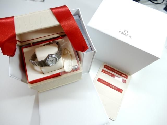 オメガ レディース コンステレーション ブラッシュ ベゼルダイヤ