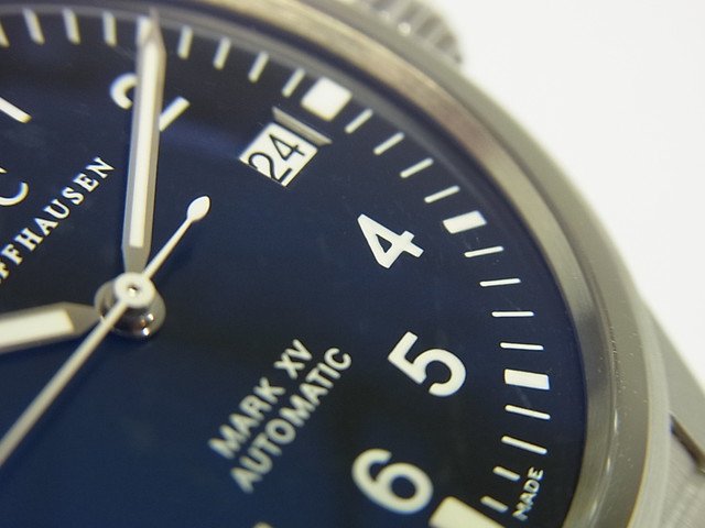 IWC マーク15 ブラック ブレス仕様 IW325307 正規品 - 腕時計専門店THE-TICKEN(ティッケン) オンラインショップ