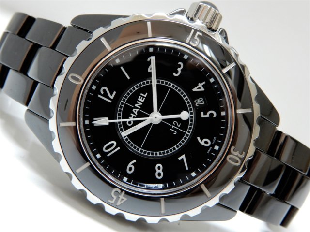 シャネル J12 ブラックセラミック ３３ｍｍ H0682 - 腕時計専門店THE-TICKEN(ティッケン) オンラインショップ