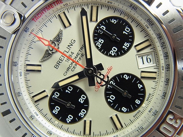 ブライトリング クロノマット・エアボーン 41MM AB0144 国内正規 - 腕時計専門店THE-TICKEN(ティッケン) オンラインショップ