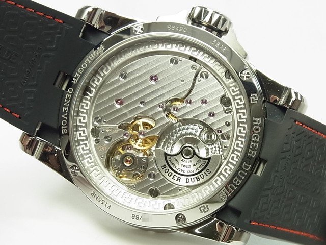 ロジェ デュブイ ROGER DUBUIS DBEX0556 グレー メンズ 腕時計