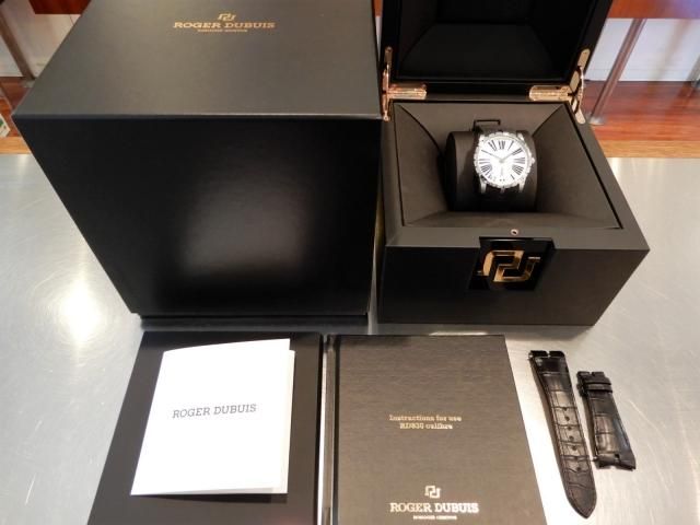 ロジェ・デュブイ エクスカリバー42 オートマティック DBEX0536