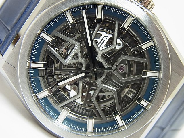 ゼニス デファイ クラシック チタン 革ベルト仕様 国内正規品 - 腕時計 