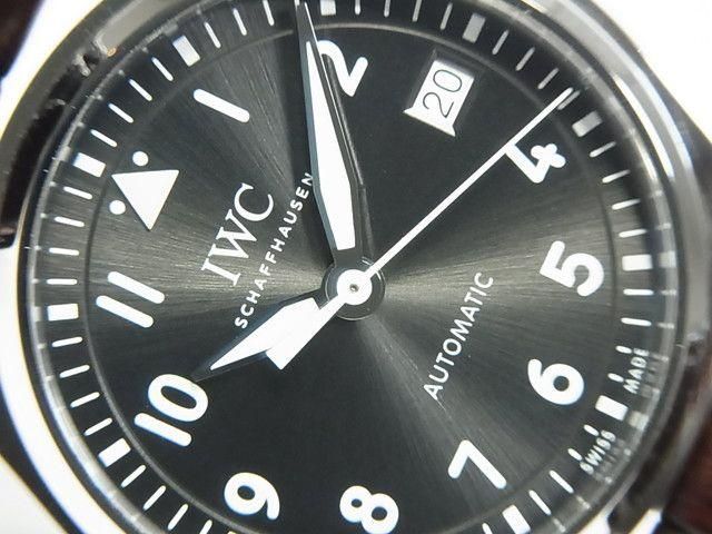 IWC Pilot automatic 36 グレーダイアル　最終値下げ IWC Pilot automatic 36 グレーダイアル 最終値下げ IW324002