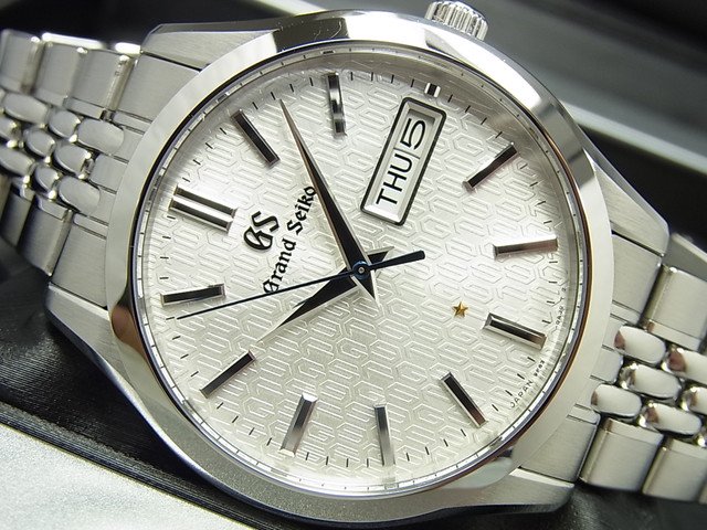 グランド セイコー キャリバー9F 25周年記念限定モデル SBGT241 - 腕時計専門店THE-TICKEN(ティッケン) オンラインショップ