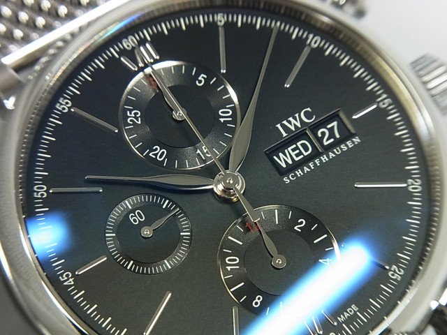 IWC ポートフィノ・クロノグラフ ブラック文字盤 ミラネーゼブレス - 腕時計専門店THE-TICKEN(ティッケン) オンラインショップ