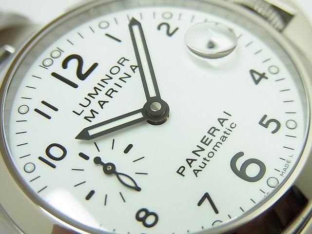 パネライ ルミノール・マリーナ 40MM ホワイト PAM00049 O番