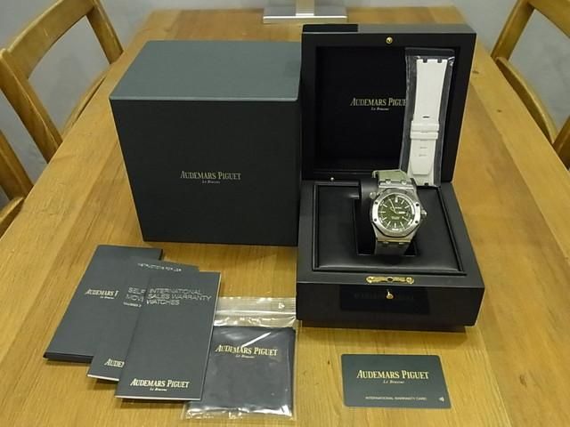 オーデマ・ピゲ ロイヤルオーク・オフショアダイバー カーキ