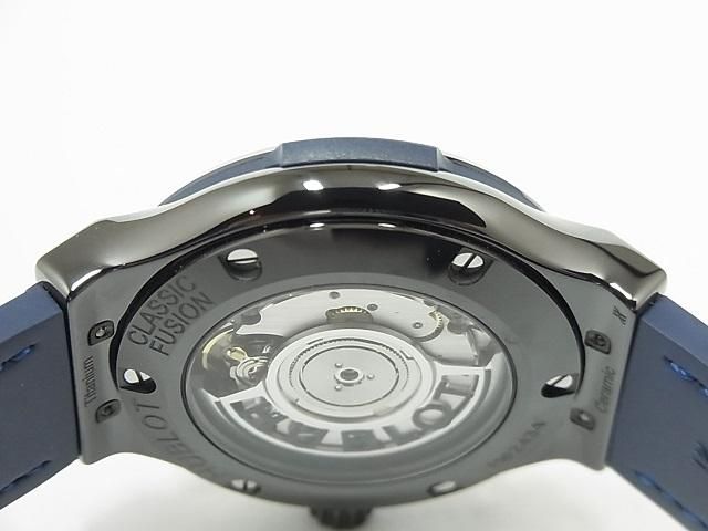 ウブロ クラシック・フュージョン セラミック ブルー 38MM ウブロ クラシック・フュージョン セラミック ブルー 38MM