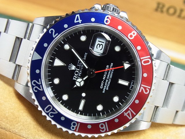 ロレックス GMTマスターI 赤青ベゼル Ref.16700 最終A番 - 腕時計専門 ...