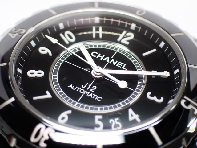 シャネル J12 ブラックセラミック 38mm H0685 - 腕時計専門
