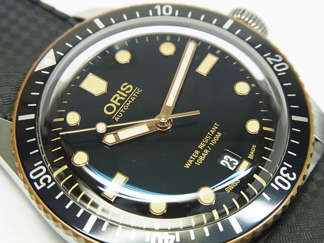 オリス ダイバーズ 65 ブラック文字盤 40MMサイズ ラバー仕様 - 腕時計 
