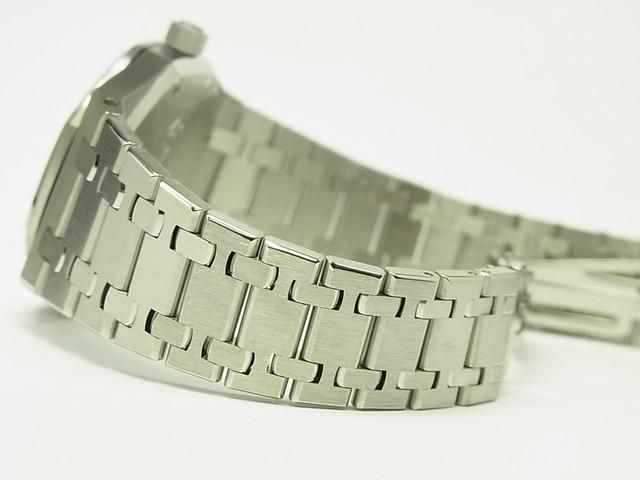 オーデマ・ピゲ ロイヤルオーク・36MM ホワイト 14790ST.OO