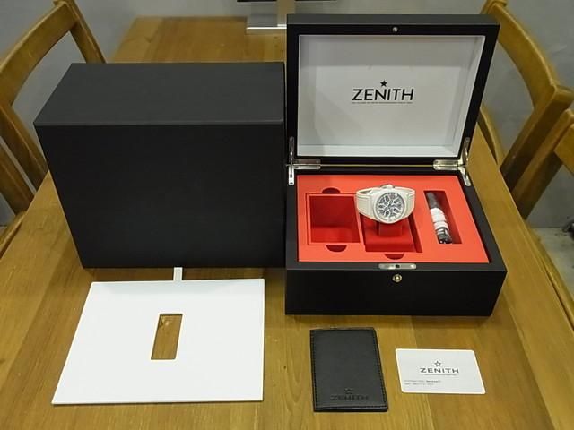 ゼニス デファイ クラシック ホワイトセラミック 国内正規品 - 腕時計