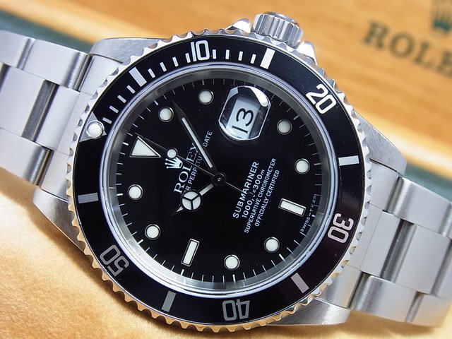 ロレックス サブマリーナ・デイト Ref.16610 U番 正規品 - 腕時計専門 ...