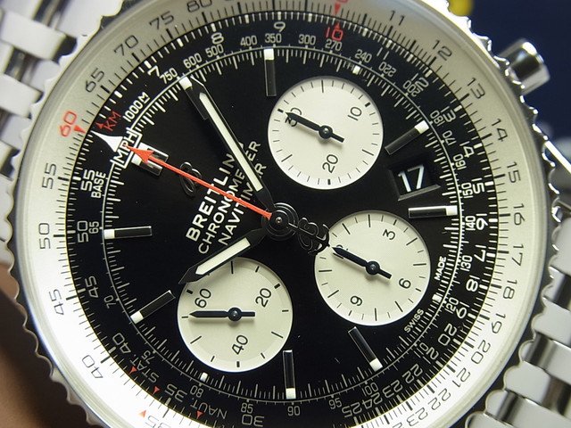 ブライトリング ナビタイマー1 B01 ブラック文字盤 ブレス AB0121 - 腕時計専門店THE-TICKEN(ティッケン) オンラインショップ