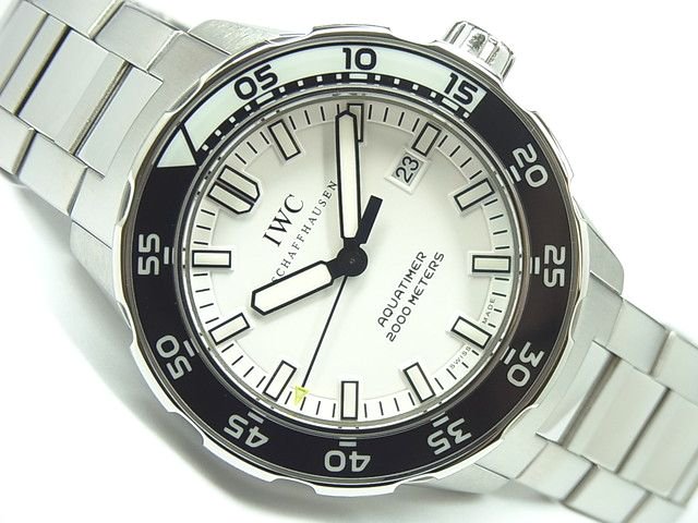 IWC アクアタイマー・オートマティック 2000 ホワイト文字盤 IW356805 - 腕時計専門店THE-TICKEN(ティッケン)  オンラインショップ